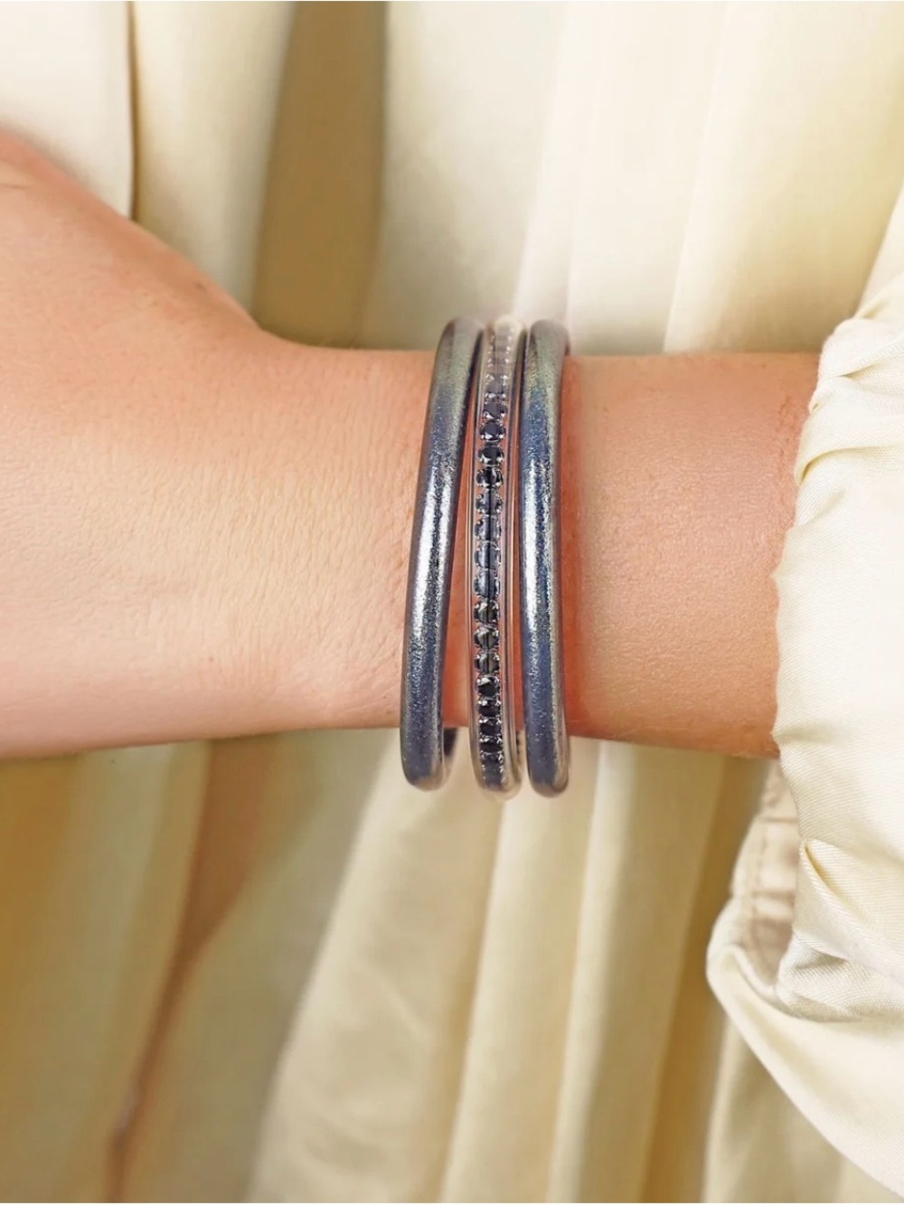 Budhagirl Elegant Gray Beaded Accent Women's Bracelet - Picture 2 of 4